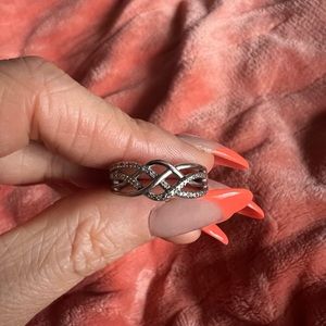 Michael Hill - silver and diamond cross over ring